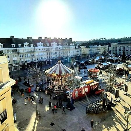 F2 Avec Sauna, Vue D'Exception Place De La Mairie Beauvais Exteriör bild